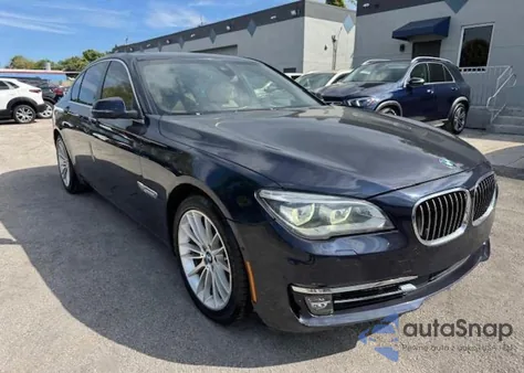 2015 BMW 750 Xi z USA, uszkodzony, nr VIN WBAYB6C5XFD965910